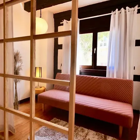 Bonheur Apartment *